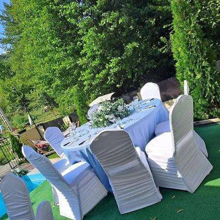 Casa De Vacanta Emd Ieşelniţa Exteriér fotografie