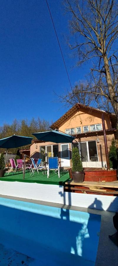 Casa De Vacanta Emd Ieşelniţa Exteriér fotografie